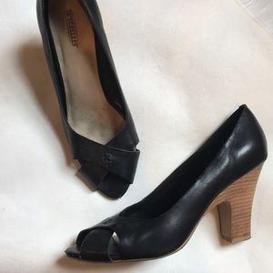 Seychelles black peep toe heels 9